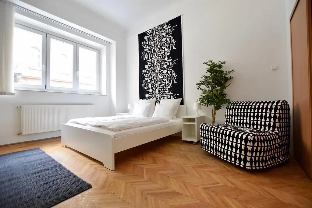 Budget Apartment By Hi5 - Akacfa 4 Budapest 0*,