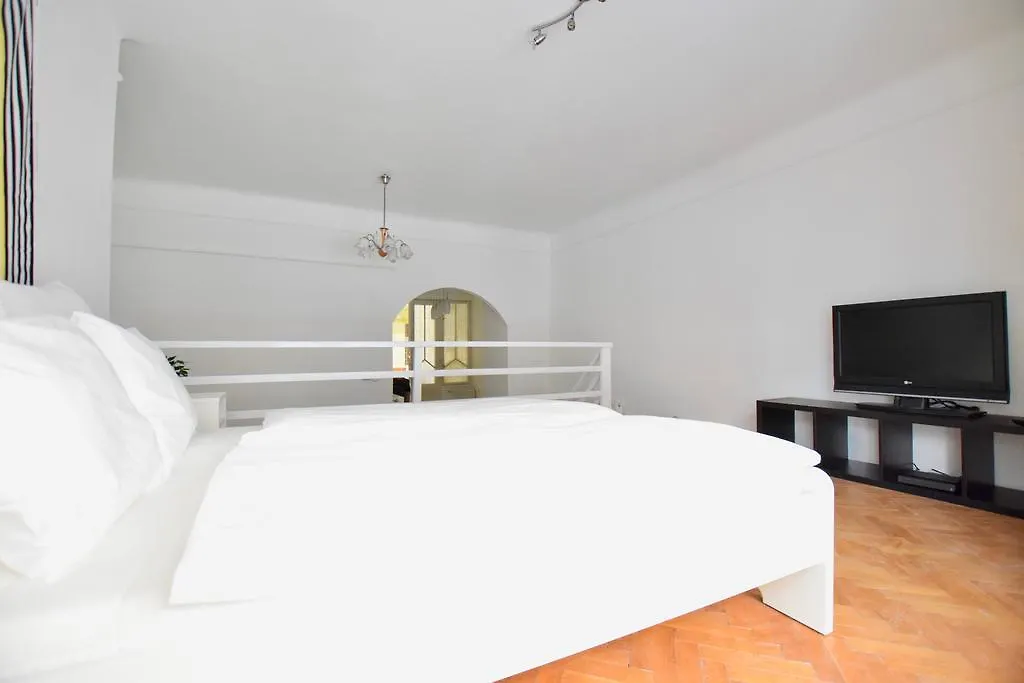 Budget Apartment By Hi5 - Akacfa 4 Budapest