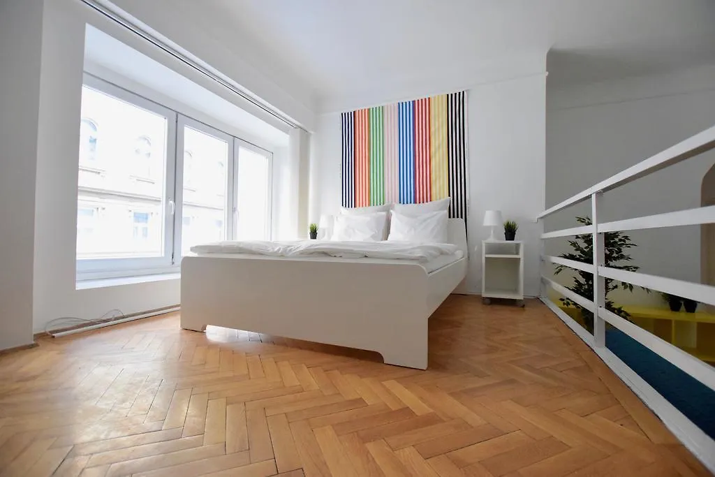 Budget Apartment by Hi5 - Akácfa 4 Budapest